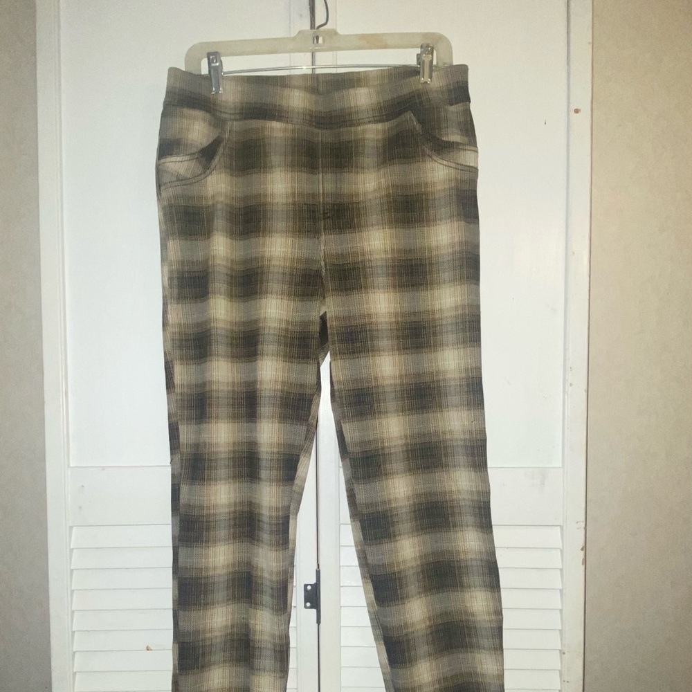 Ladies Slacks - Picture 7 of 8